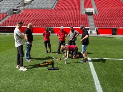 Spielfeld der BayArena in Leverkusen: Pitch of the Year Bundesliga (Foto: O. Schneider).