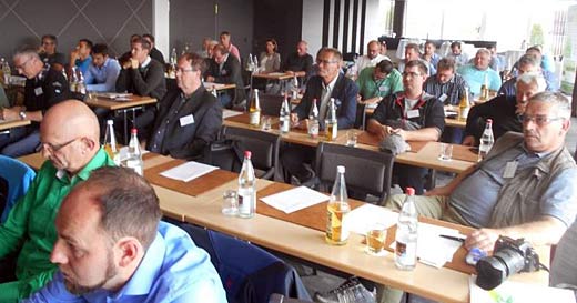 Blick in den Tagungsraum beim 125. DRG-Rasenseminar in Heilbronn.