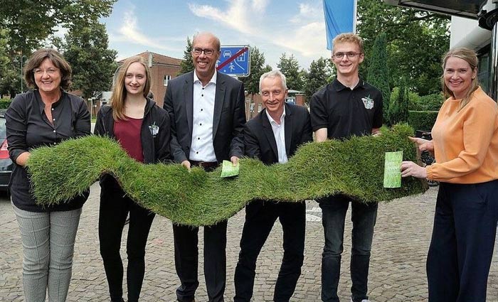 Die Initiatoren und Helfer der Aktion „Gras drüber“ in Telgte