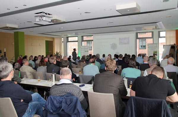 Voll besetzter Tagungsraum im Hotel Atlantic in Kiel beim 133. DRG-Frühjahrsseminar.