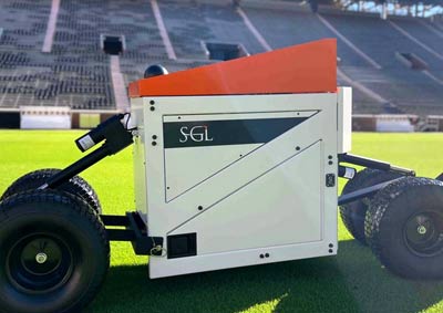 Neue Messvorrichtung fLEX zur Ermittlung der Spielfeldeigenschaften mittels eines geeigneten Fußballschuhs.